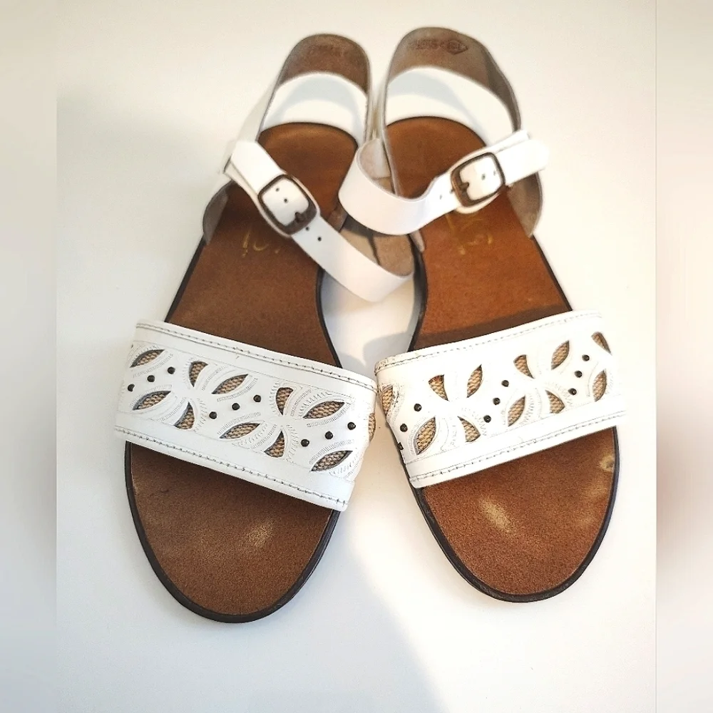 Vintage White Leather Sandals